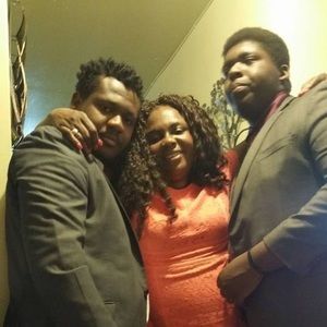 Meet your Posher, Sapa derangem-m